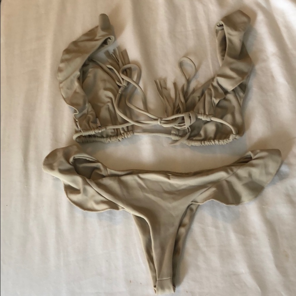 Indah flutter bikini - Picture 6 of 6